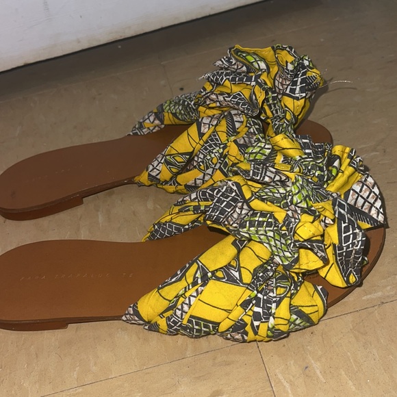 Printed Zara sandals , used . Perfect condition. - Picture 5 of 7